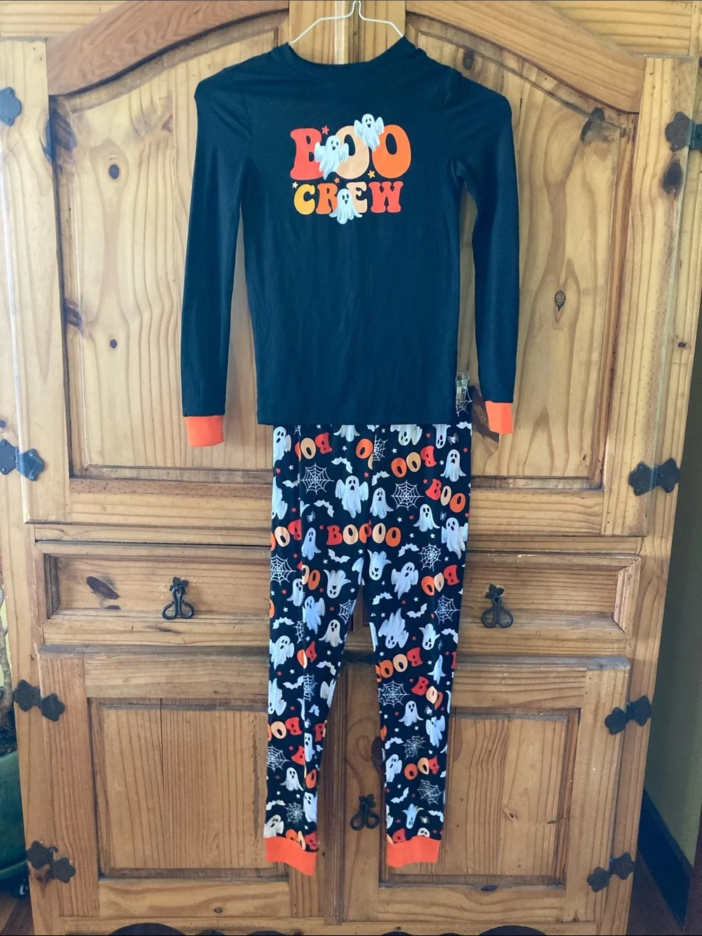 Kids Boo Crew Halloween 2 piece long sleeve pajamas size 12 - NWT